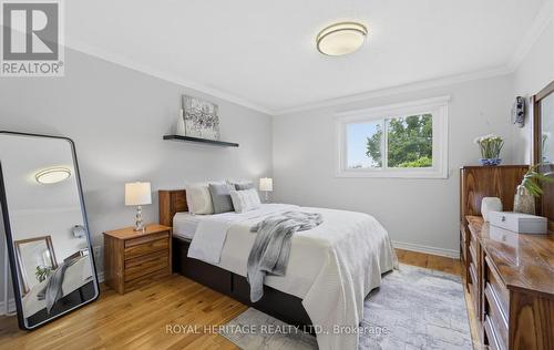 7 Kimbark Crescent, Markham, ON - Indoor Photo Showing Bedroom