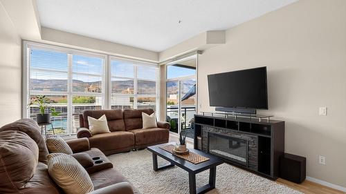 320-1331 Ellis Street  Kelowna, BC V1Y 1Z9