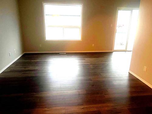 B-1801 Kelowna Crescent, Cranbrook, BC - Indoor Photo Showing Other Room