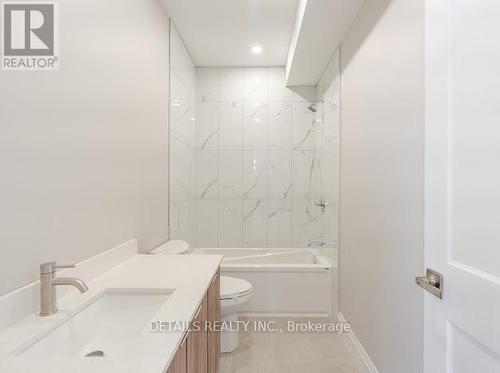 659 Donat Street, Ottawa, ON - Indoor Photo Showing Bathroom