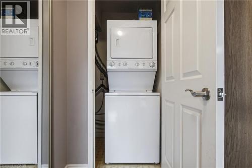 432 Main Street E Unit# 801, Hamilton, ON - Indoor Photo Showing Laundry Room