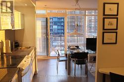 1220 - 4 K SPADINA AVENUE E Toronto, ON M5V 3Y9