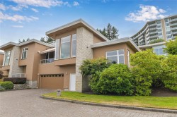 763 Sayward Hill Terr Saanich, BC V8Y 3K1