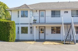 #101-219 Dogwood Dr  Ladysmith, BC V9G 1S9