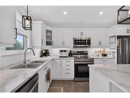 218 Falcon Dr, Moncton, NB 
