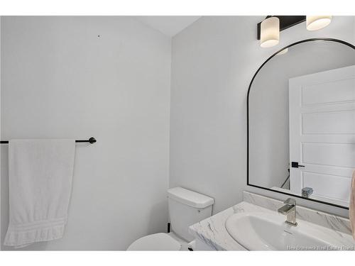 218 Falcon Dr, Moncton, NB 
