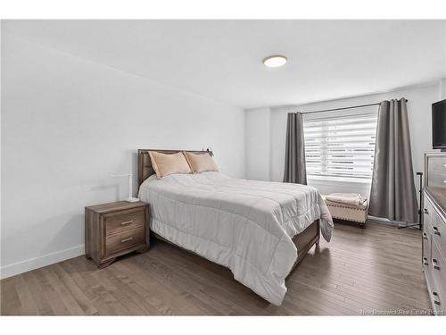 218 Falcon Dr, Moncton, NB 