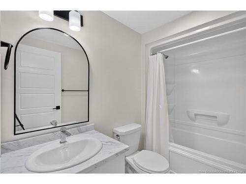 218 Falcon Dr, Moncton, NB 