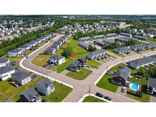 218 Falcon Dr, Moncton, NB 