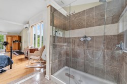 Master Bathroom - 