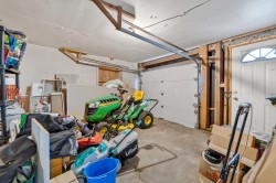 Garage - 