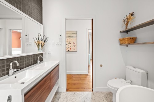 Salle de bains - 31 Rue St-Stanislas, Sainte-Thérèse, QC - Indoor Photo Showing Bathroom