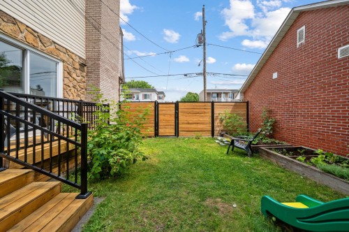 Cour - 31 Rue St-Stanislas, Sainte-Thérèse, QC - Outdoor With Exterior