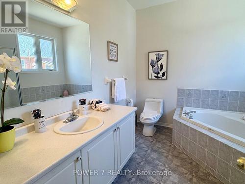 28 Cliveden Place, Markham, ON - Indoor Photo Showing Bathroom