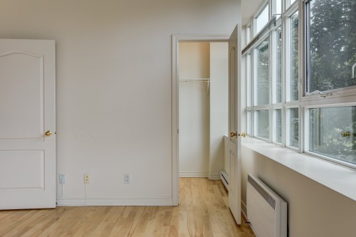 Master Bedroom - 106-970 Av. Mceachran, Montréal (Outremont), QC - Indoor Photo Showing Other Room
