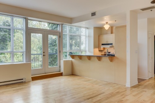 Kitchen - 106-970 Av. Mceachran, Montréal (Outremont), QC - Indoor Photo Showing Other Room