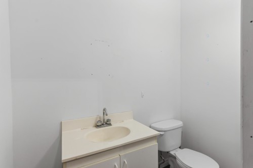 Intérieur - 1-158 Rue St-Joseph, Sainte-Martine, QC - Indoor Photo Showing Bathroom