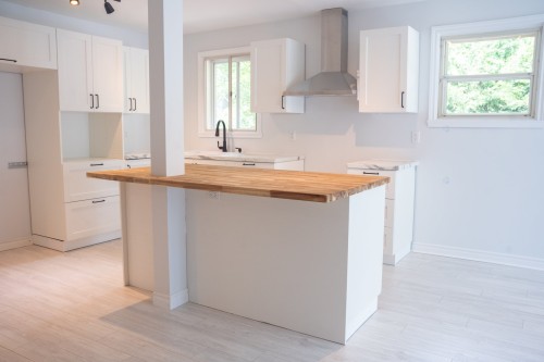 Kitchen - 16 Av. Glendale, Beaconsfield, QC - Indoor Photo Showing Kitchen