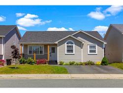 18 Julieann Place St. John's, NL A1A 5Z5
