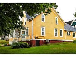325 St James Street West  Saint John, NB E2M 2E7