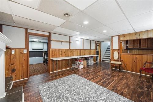 147 Talon Bay, Winnipeg, MB - Indoor Photo Showing Other Room