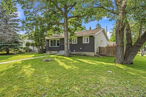 147 Talon Bay, Winnipeg, MB - Outdoor
