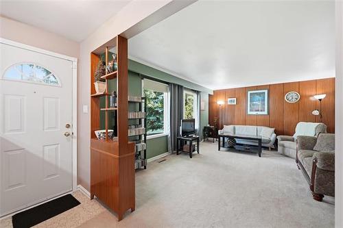 147 Talon Bay, Winnipeg, MB - Indoor