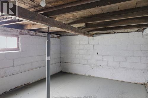 2265 Cabana, Windsor, ON - Indoor