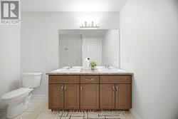 Primary Ensuite - dual vanities - 
