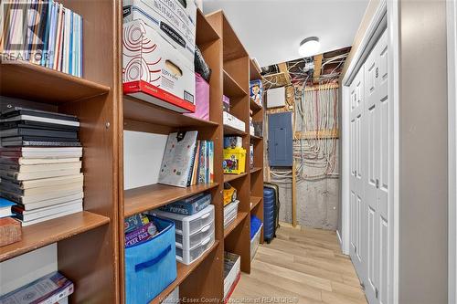 510 Huron, Lasalle, ON - Indoor