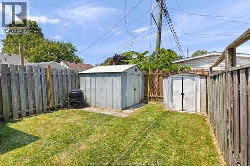 1249 Westcott, Windsor, ON - Outdoor