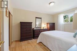 Primary bedroom - 