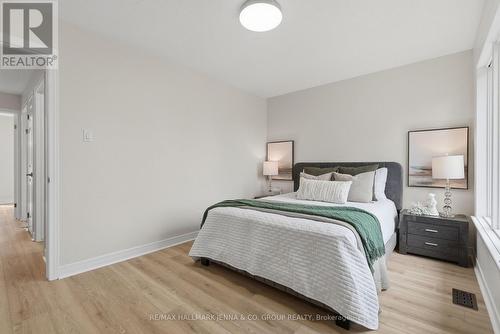 3 Redding Way, Ottawa, ON - Indoor Photo Showing Bedroom