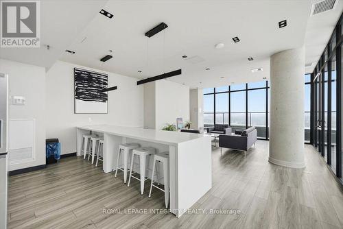 602 - 203 Catherine Street, Ottawa, ON - Indoor Photo Showing Other Room
