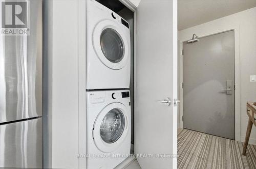 602 - 203 Catherine Street, Ottawa, ON - Indoor Photo Showing Laundry Room