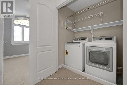 171 Trail Side Circle, Ottawa, ON - Indoor Photo Showing Laundry Room