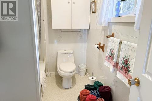 4463 Second Line West, Prince Township, ON - Indoor Photo Showing Bathroom
