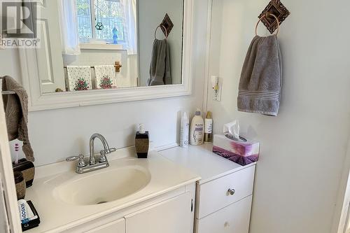 4463 Second Line West, Prince Township, ON - Indoor Photo Showing Bathroom