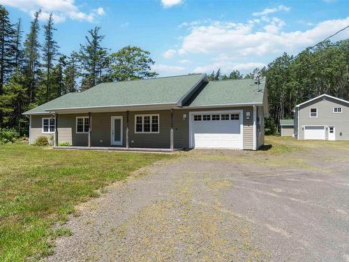 62 Shreve Street  Digby, NS B0V 1A0