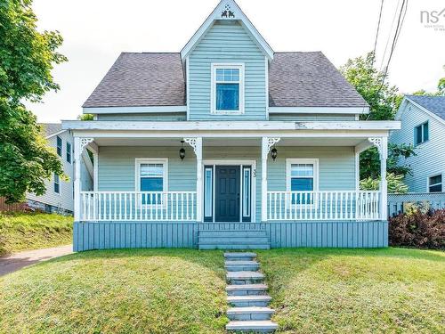 33 Beacon Street, Amherst, NS - Outdoor With Deck Patio Veranda With Facade