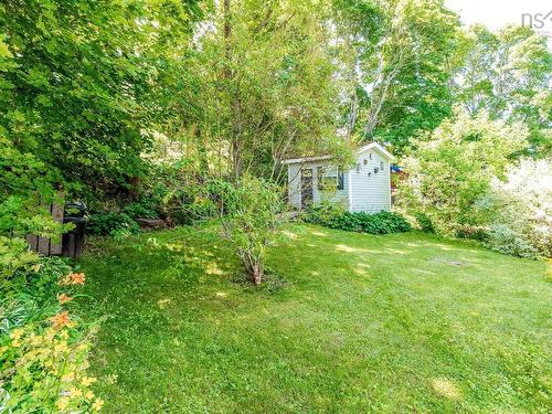 33 Beacon Street, Amherst, NS - Outdoor