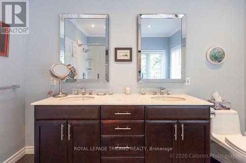 321 Hartson Road, London North (North O), ON - Indoor Photo Showing Bathroom