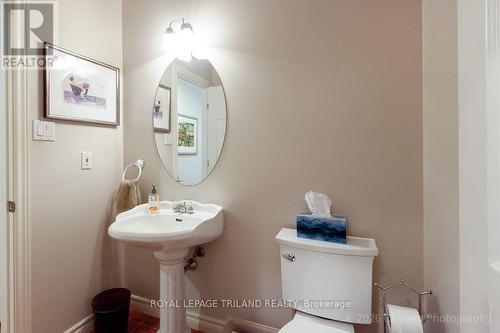 321 Hartson Road, London North (North O), ON - Indoor Photo Showing Bathroom