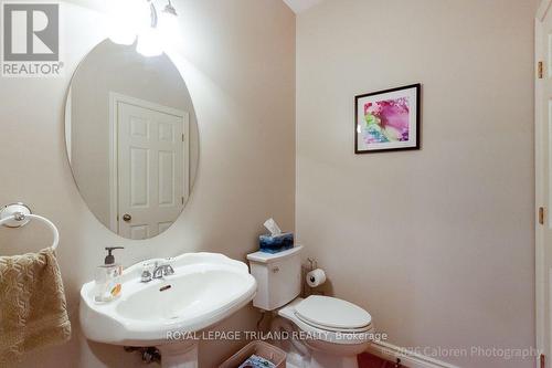 321 Hartson Road, London North (North O), ON - Indoor Photo Showing Bathroom