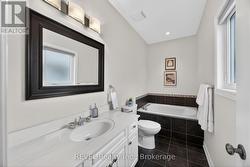 Ensuite - 