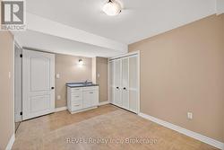 Wet bar - 