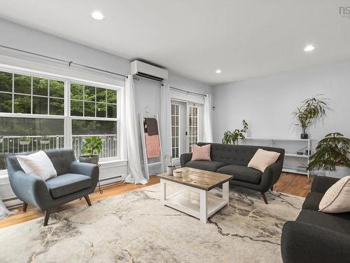 38 Greenside Lane, Hammonds Plains, NS - Indoor Photo Showing Living Room