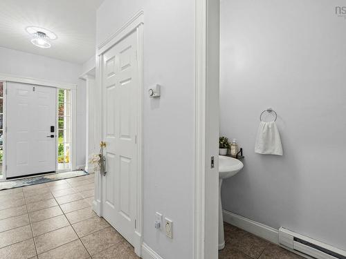 38 Greenside Lane, Hammonds Plains, NS - Indoor
