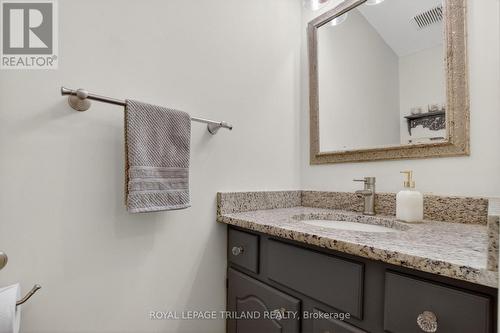 Powder Room - 46 Garden Walk, London South (South N), ON - Indoor Photo Showing Bathroom