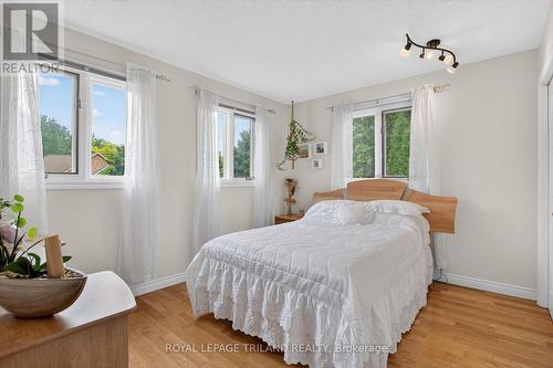 Bedroom 1 - 46 Garden Walk, London South (South N), ON - Indoor Photo Showing Bedroom